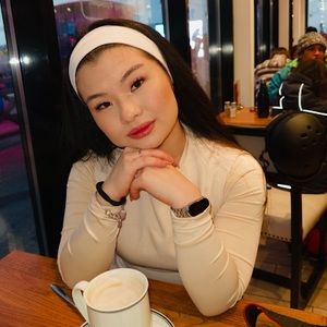 Meet your Posher, Iamjanat